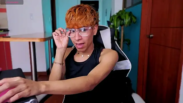 Snapshot of Ryan_y_tony chatting on 04/11/26, 01:48 Ryan y tony online show from 04/11/26, 01:48