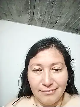Snapshot of Dayis_2 chatting on 05/11/26, 03:56 Dayis 2 online show from 05/11/26, 03:56