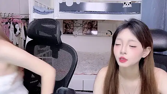 xiaoqiao-daqiao online show from 04/30/26, 08:53