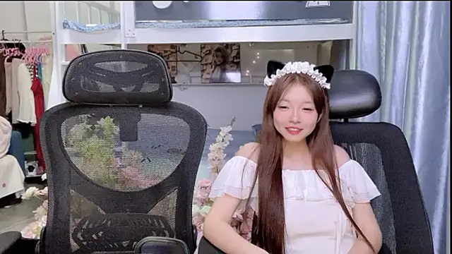 xiaoqiao-daqiao online show from 05/16/26, 07:34