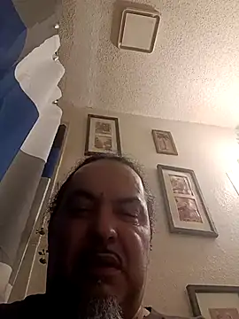 MrBustNut2026 online show from 04/22/26, 06:27