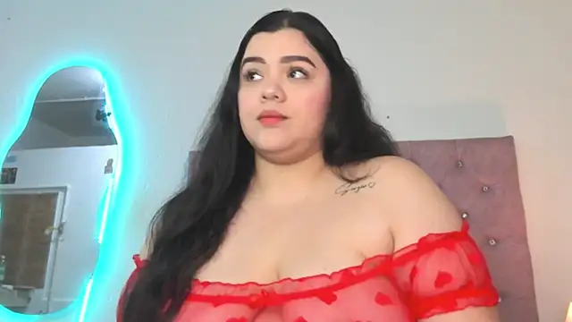 Snapshot of laurenlaine chatting on 05/29/26, 03:54 laurenlaine online show from 05/29/26, 03:54