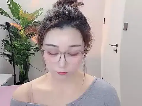 Yunxi- online show from 04/17/26, 01:41