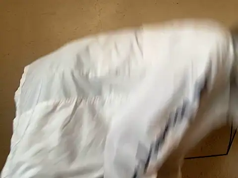 SolMlrena online show from 04/19/26, 12:00