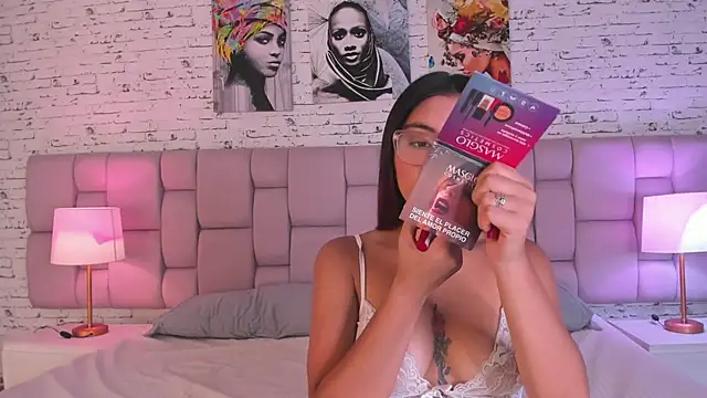 AshleeyRoberts online show from 05/12/26, 01:08
