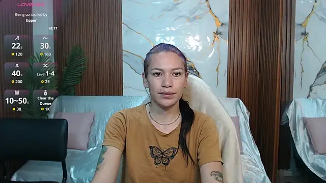 Snapshot of alonddra_tay chatting on 07/09/26, 11:47 alonddra tay online show from 07/09/26, 11:47
