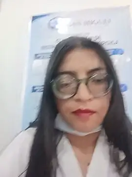 Snapshot of SOFI__10 chatting on 05/11/26, 04:04 SOFI 10 online show from 05/11/26, 04:04