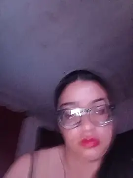 Snapshot of SOFI__10 chatting on 05/14/26, 09:38 SOFI 10 online show from 05/14/26, 09:38