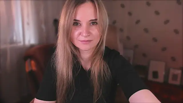 Snapshot of MiaSparkes chatting on 07/18/26, 09:57 MiaSparkes online show from 07/18/26, 09:57