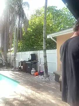 youngwildfreee online show from 04/21/26, 08:55