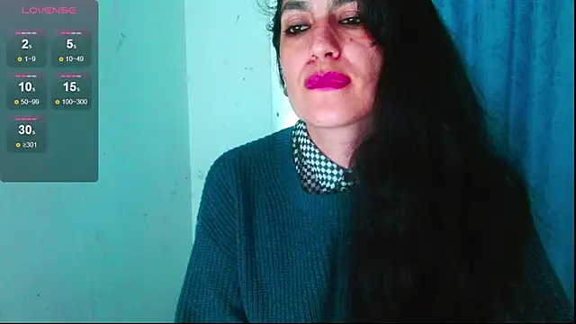 Snapshot of diosa_gil chatting on 06/23/26, 02:09 diosa gil online show from 06/23/26, 02:09