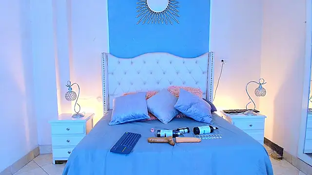 elizabeth santos1 online show from 07/09/26, 08:24