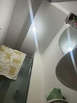 ViankaRose online show from 05/11/26, 11:27