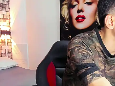 Zack isback online show from 04/11/26, 08:24