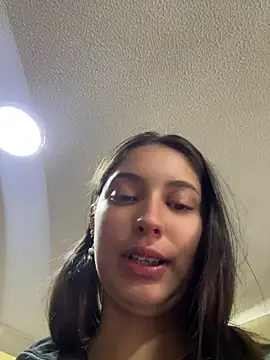 Snapshot of Lucyfer-fire chatting on 05/06/26, 11:15 Lucyfer-fire online show from 05/06/26, 11:15