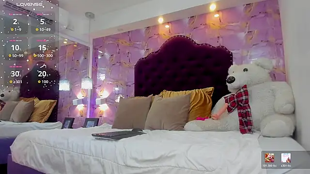 Snapshot of luna_bloomm_ chatting on 07/08/26, 04:50 luna bloomm online show from 07/08/26, 04:50