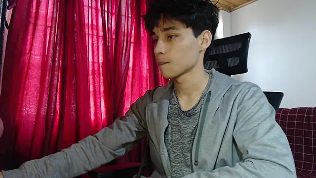 Snapshot of Marck-Pro chatting on 07/14/26, 03:07 Marck-Pro online show from 07/14/26, 03:07