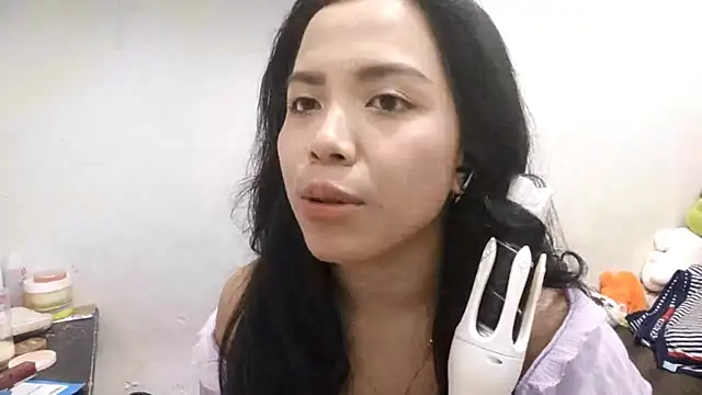 LiliyanaS online show from 04/12/26, 05:45