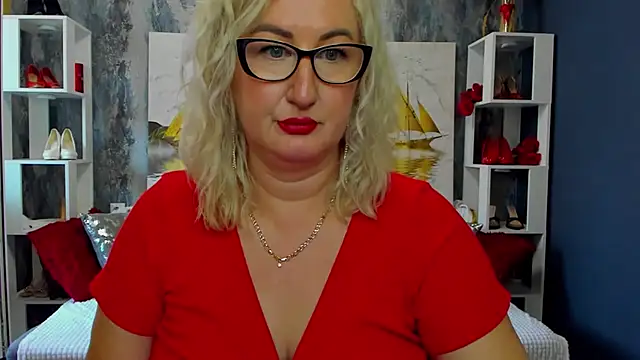 DianaFrances online show from 04/15/26, 09:27