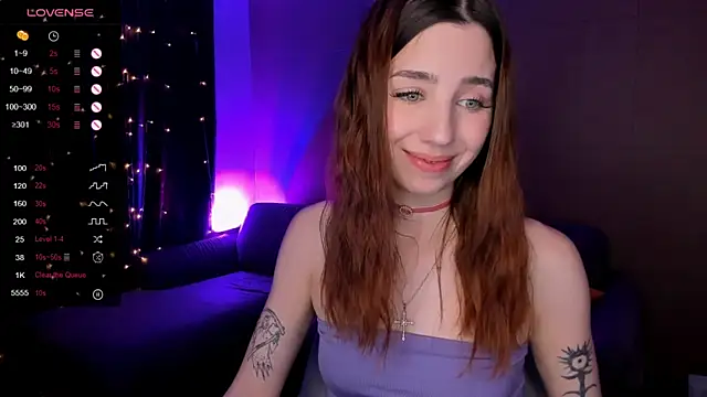 Snapshot of CharliGrace_ chatting on 04/25/26, 01:41 CharliGrace online show from 04/25/26, 01:41