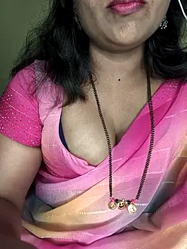 Snapshot of ur_love_kannada1 chatting on 04/19/26, 04:39 ur love kannada1 online show from 04/19/26, 04:39