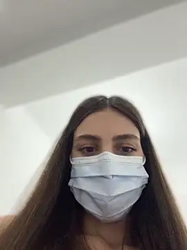  Mia L  online show from 04/10/26, 05:17