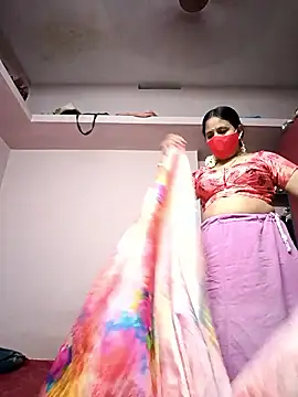 Snapshot of Tamilaunty35 chatting on 05/23/26, 06:23 Tamilaunty35 online show from 05/23/26, 06:23