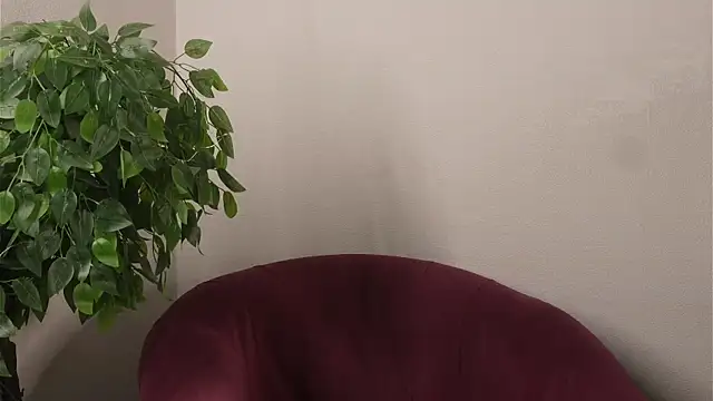 DanilleMincher online show from 04/14/26, 07:03