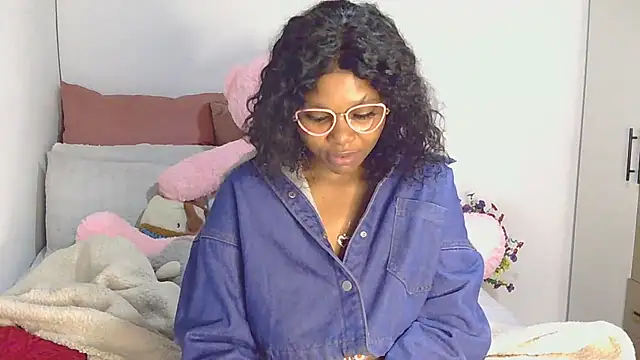 Snapshot of Darrkdeeva669 chatting on 06/27/26, 05:12 Darrkdeeva669 online show from 06/27/26, 05:12