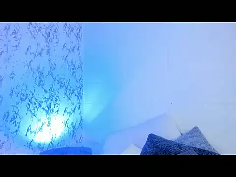 Snapshot of gia_hofman chatting on 05/11/26, 12:11 gia hofman online show from 05/11/26, 12:11
