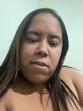 Snapshot of Tainesilva chatting on 05/20/26, 03:13 Tainesilva online show from 05/20/26, 03:13