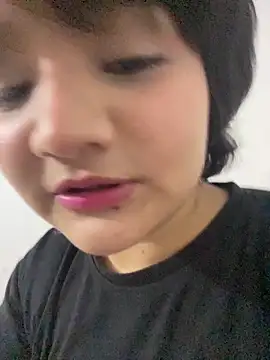 Snapshot of Karina_PrettyHot69 chatting on 05/26/26, 05:14 Karina PrettyHot69 online show from 05/26/26, 05:14