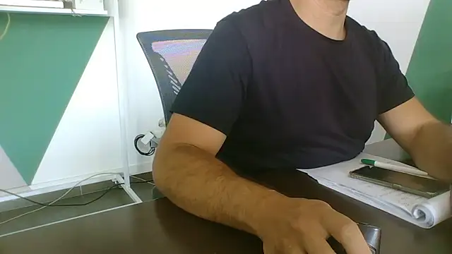 Snapshot of brunosso85ita chatting on 08/04/26, 03:36 brunosso85ita online show from 08/04/26, 03:36