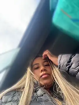 Kimmiebellarie online show from 04/27/26, 01:42