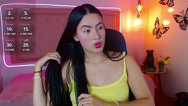 Snapshot of rosaleia_ chatting on 05/22/26, 04:30 rosaleia online show from 05/22/26, 04:30