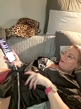 Blond lady czech online show from 04/25/26, 06:27