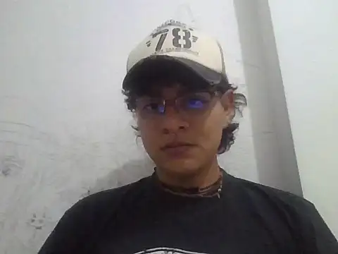 xhecho uzumaki online show from 05/07/26, 03:56