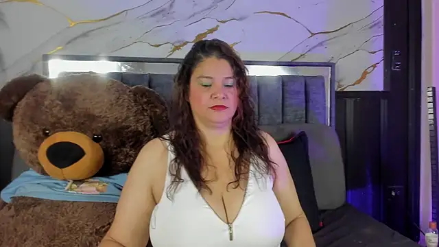 Snapshot of Lady_LUCY69 chatting on 05/06/26, 12:54 Lady LUCY69 online show from 05/06/26, 12:54
