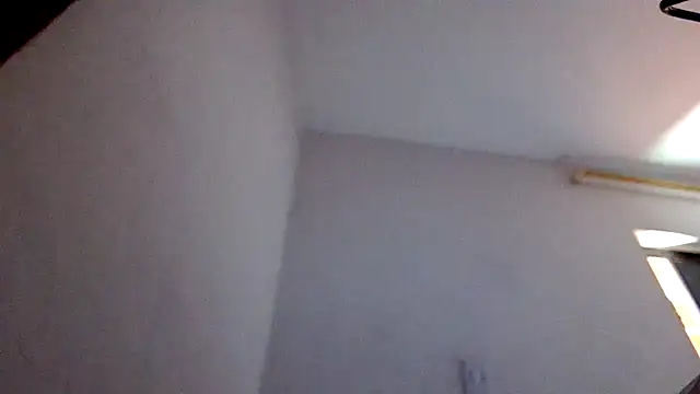 andrew 1520 online show from 10/15/25, 06:08