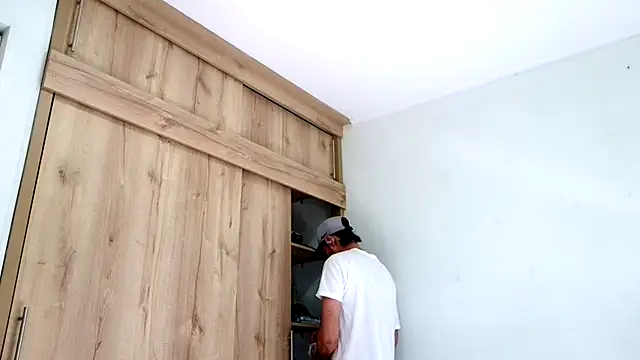 andrew 1520 online show from 11/09/25, 08:18