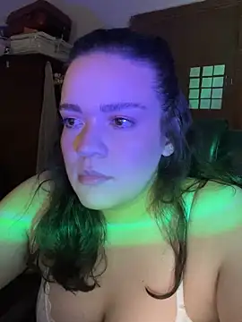 Snapshot of dayanestephany1 chatting on 04/25/26, 12:57 dayanestephany1 online show from 04/25/26, 12:57