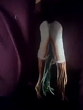 Sweet beby09 online show from 04/16/26, 05:30