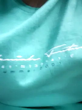 Snapshot of Siya_mic chatting on 04/14/26, 08:53 Siya mic online show from 04/14/26, 08:53