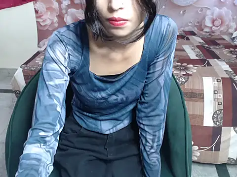 Snapshot of Ada-19 chatting on 04/18/26, 05:00 Ada-19 online show from 04/18/26, 05:00
