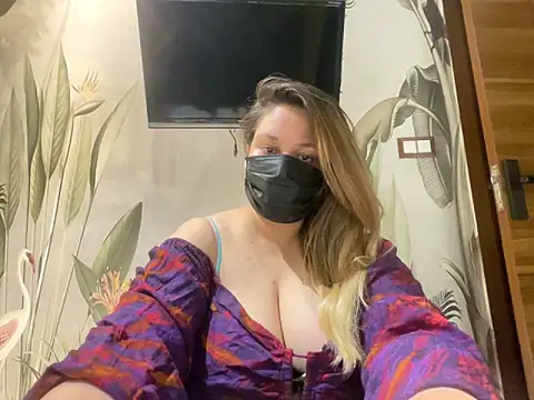 kavyasingh36 online show from 04/27/26, 02:59