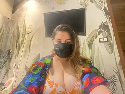 kavyasingh36 online show from 05/27/26, 10:34