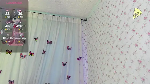Snapshot of karina_ebonyy chatting on 04/24/26, 11:12 karina ebonyy online show from 04/24/26, 11:12