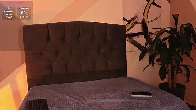 IvyRose 2 online show from 04/19/26, 03:55