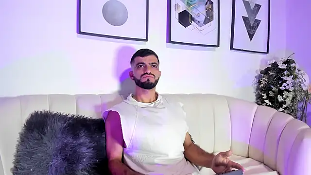 EmmanuelVoss online show from 04/21/26, 03:13