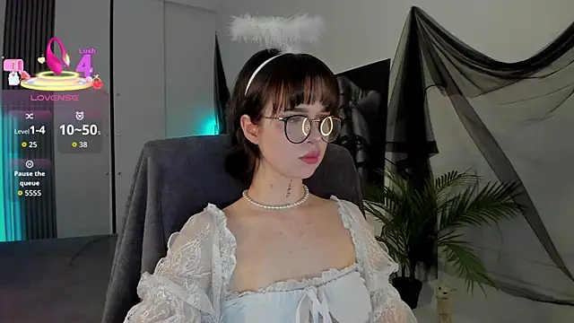 RisoSweet online show from 05/26/26, 08:27